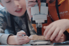 Leerlingen van Apollo11 bij het Universiteitsmuseum Utrecht | UMU